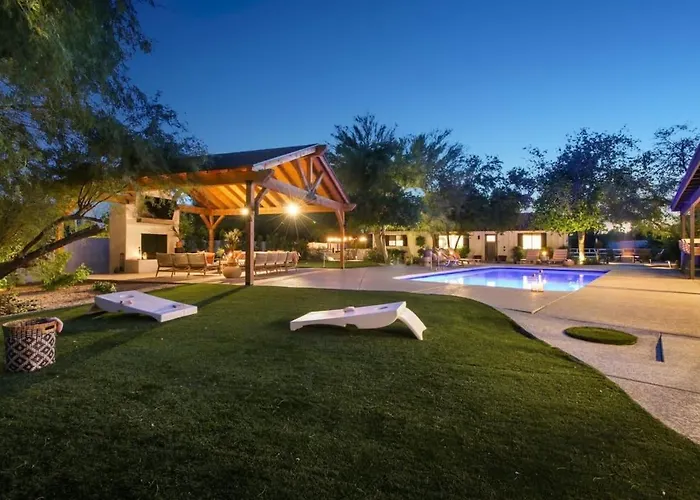 Luxe Desert Compound Private Heated Pool Holiday home Scottsdale