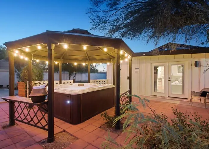 Luxe Desert Compound Private Heated Pool Scottsdale